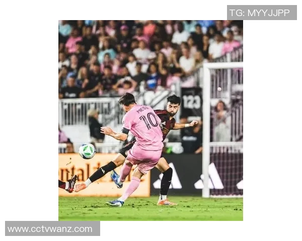 世界杯聚焦：梅西宣布告别，球队重组迎接新挑战，赛事格局或将迎来大变动